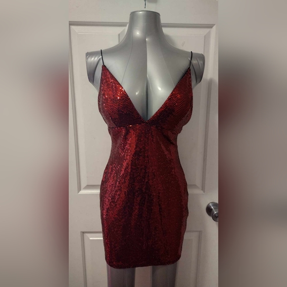 Charlotte Russe Dresses & Skirts - Charlotte Russe Red Sequin Backless Mini Dress